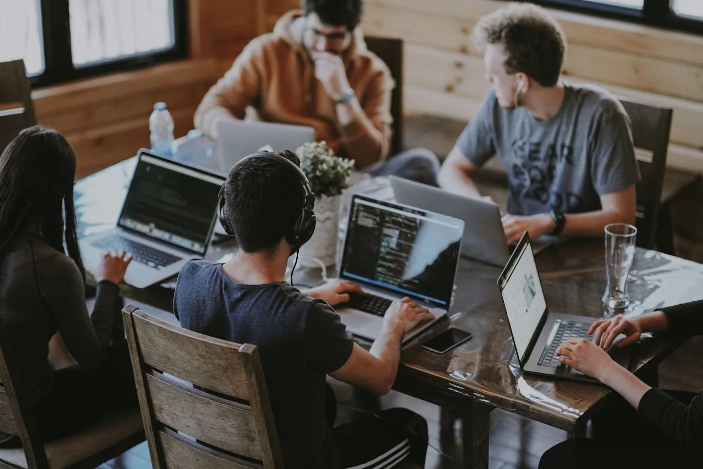 A team reviewing operations together on one shared screen